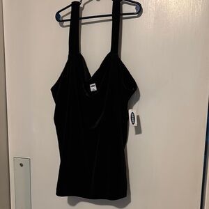 Chic Black Velvet Tank Top XL